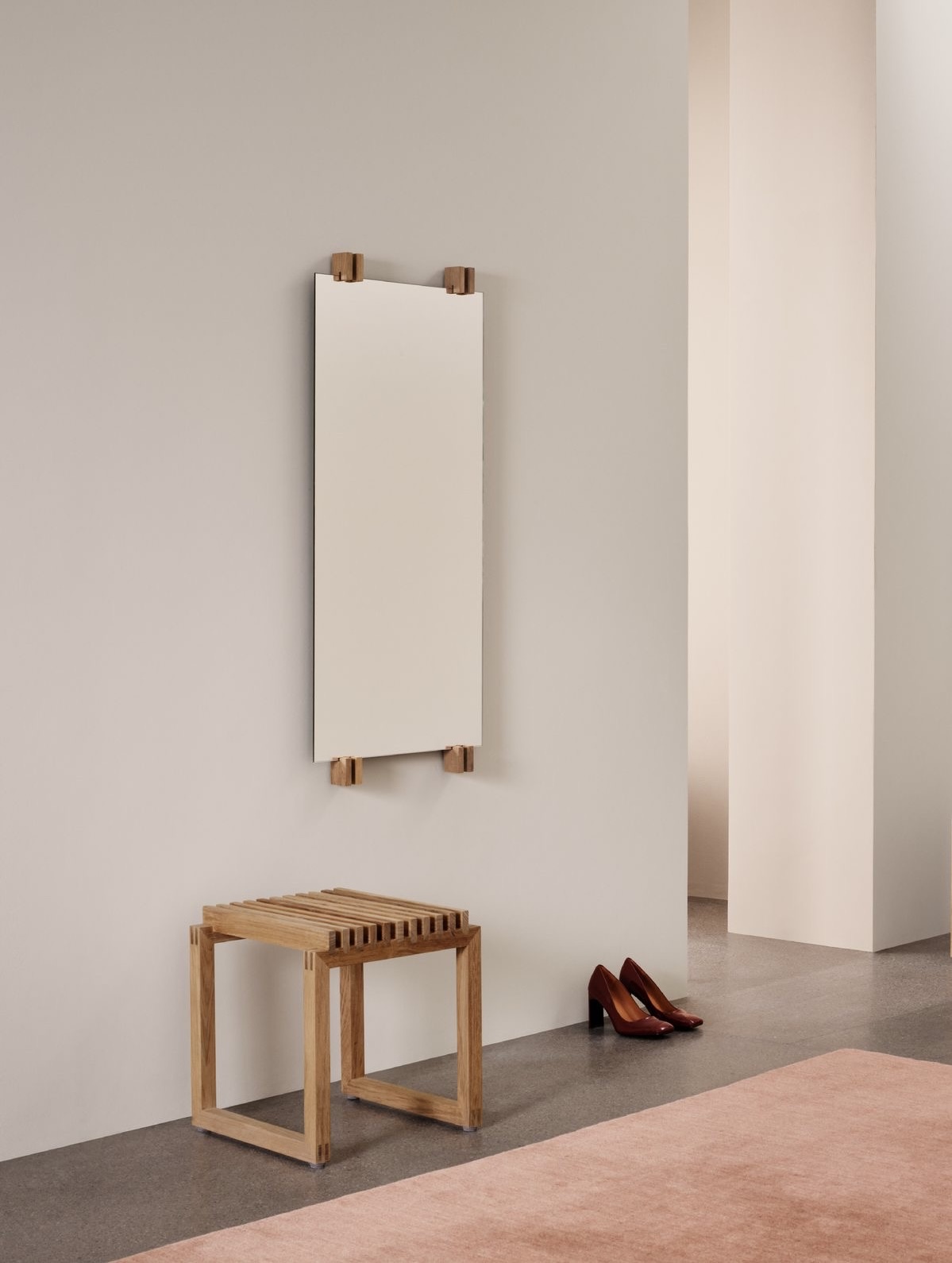 CUTTER STOOL – 4